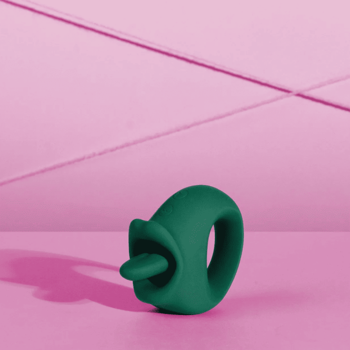 Licking and Vibrating Clitoral Stimulator - Ancient Sea