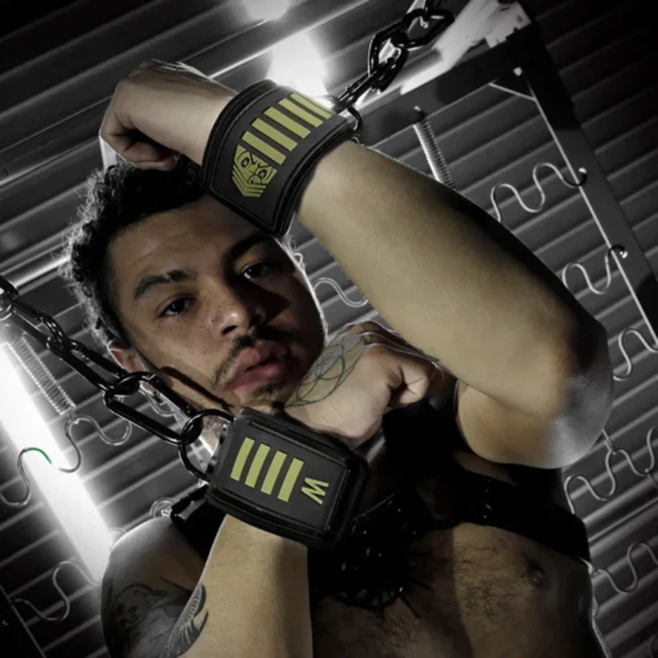 Fort Troff kajdanki na nadgarstki Tactical Wrist Cuffs - Black/Green